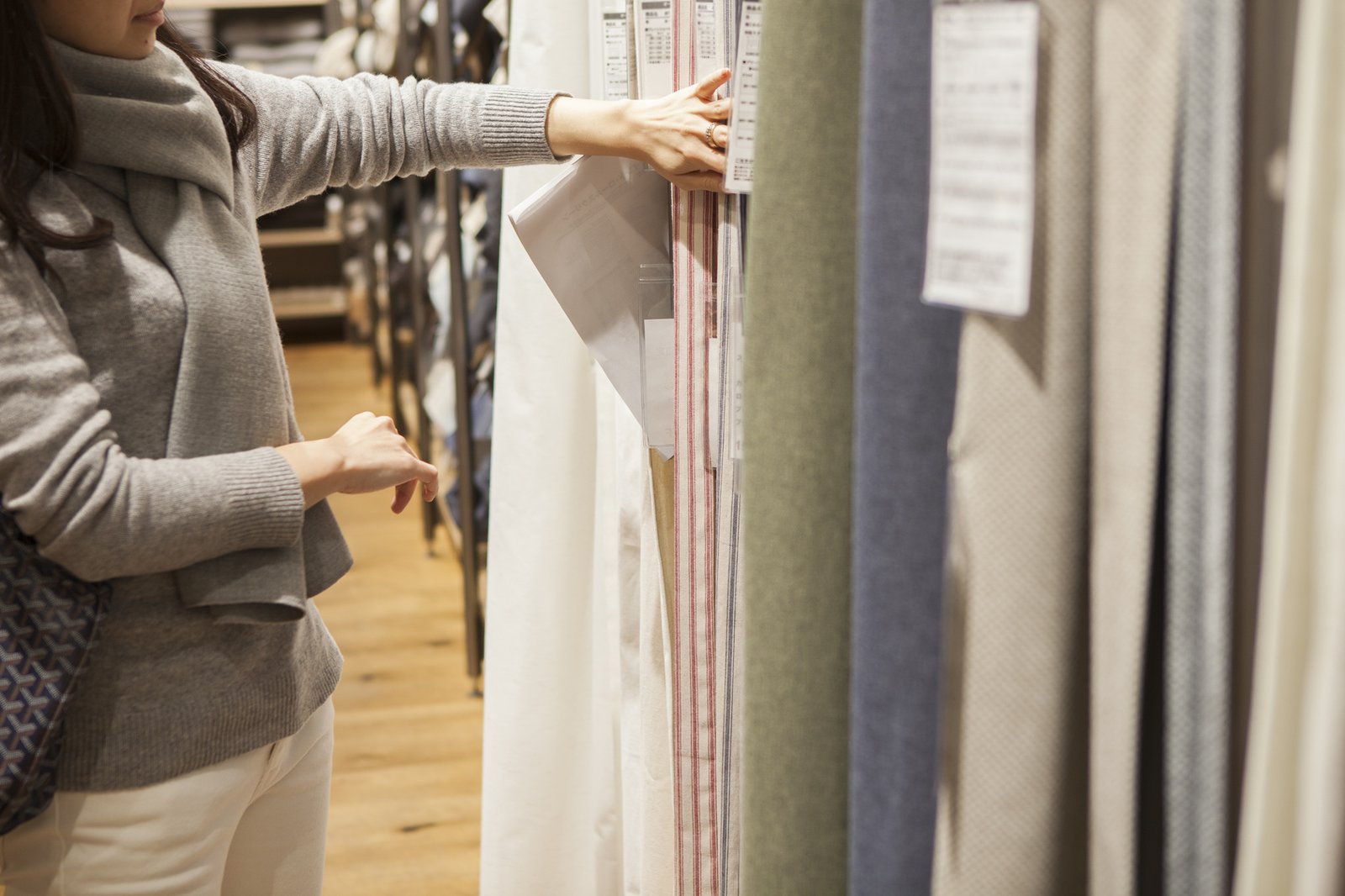 How to use curtains correctly for increased winter comfort