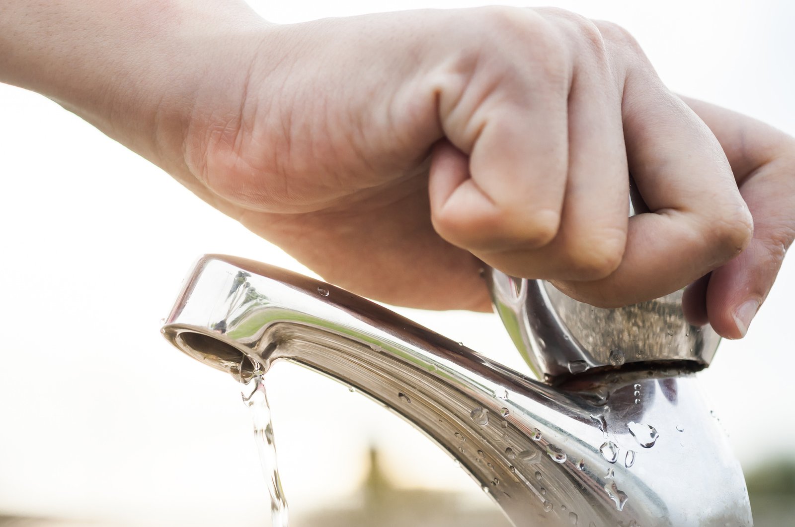 Choosing water efficient fixtures